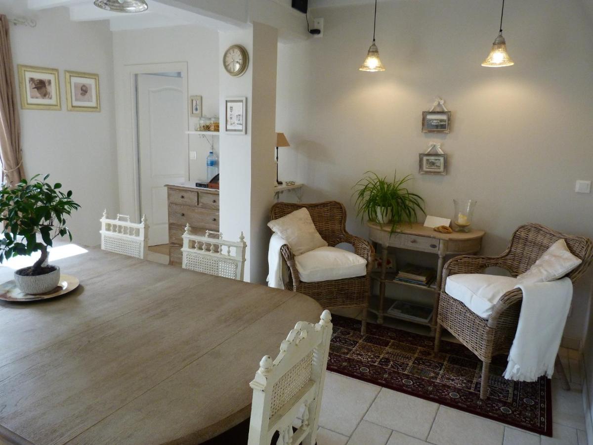 Bed and Breakfast Le Repos Coquelicot Montillot Zewnętrze zdjęcie
