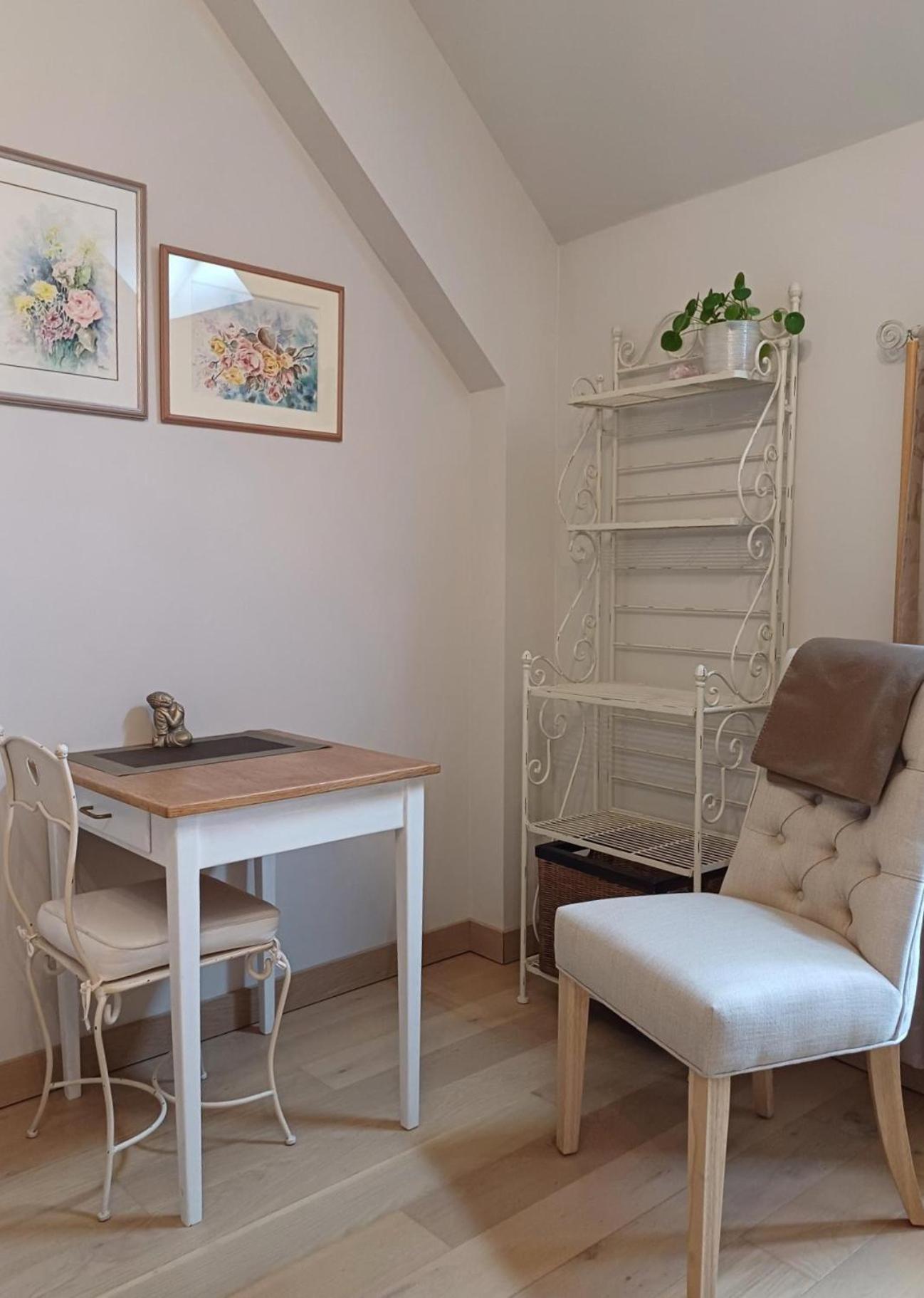 Bed and Breakfast Le Repos Coquelicot Montillot Zewnętrze zdjęcie