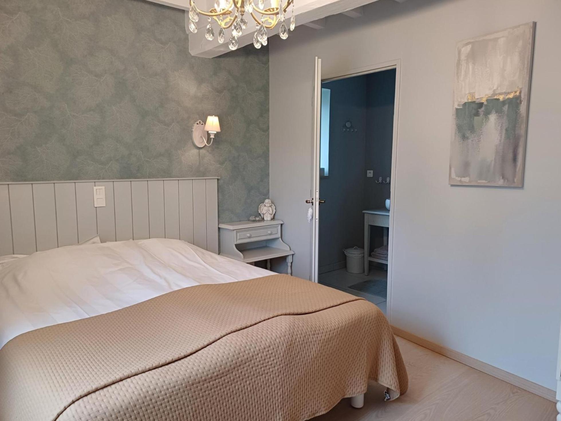 Bed and Breakfast Le Repos Coquelicot Montillot Zewnętrze zdjęcie