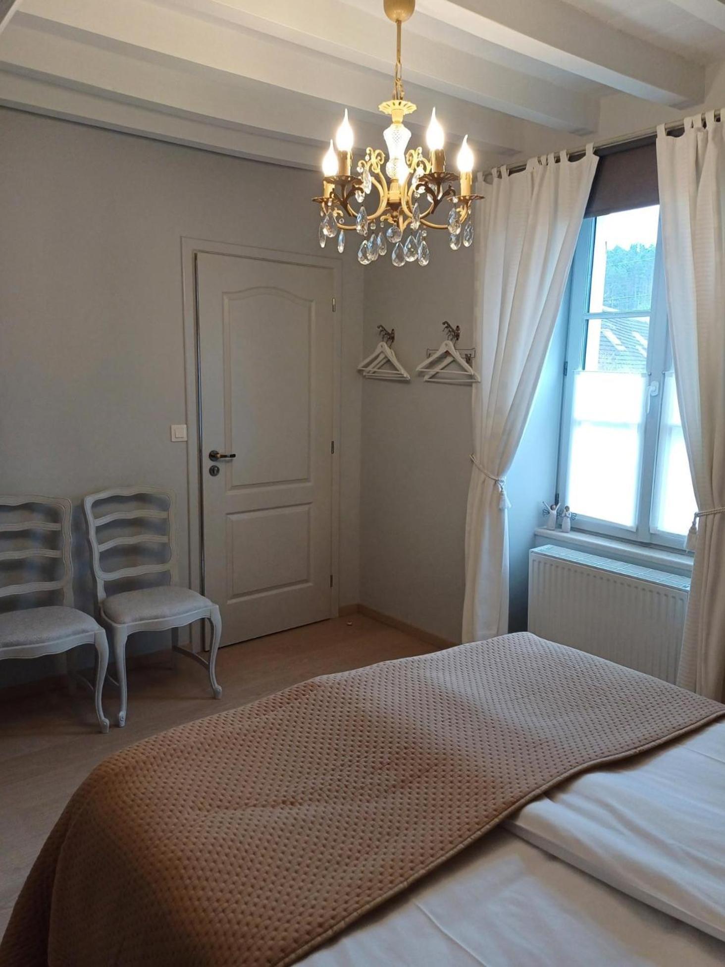 Bed and Breakfast Le Repos Coquelicot Montillot Zewnętrze zdjęcie