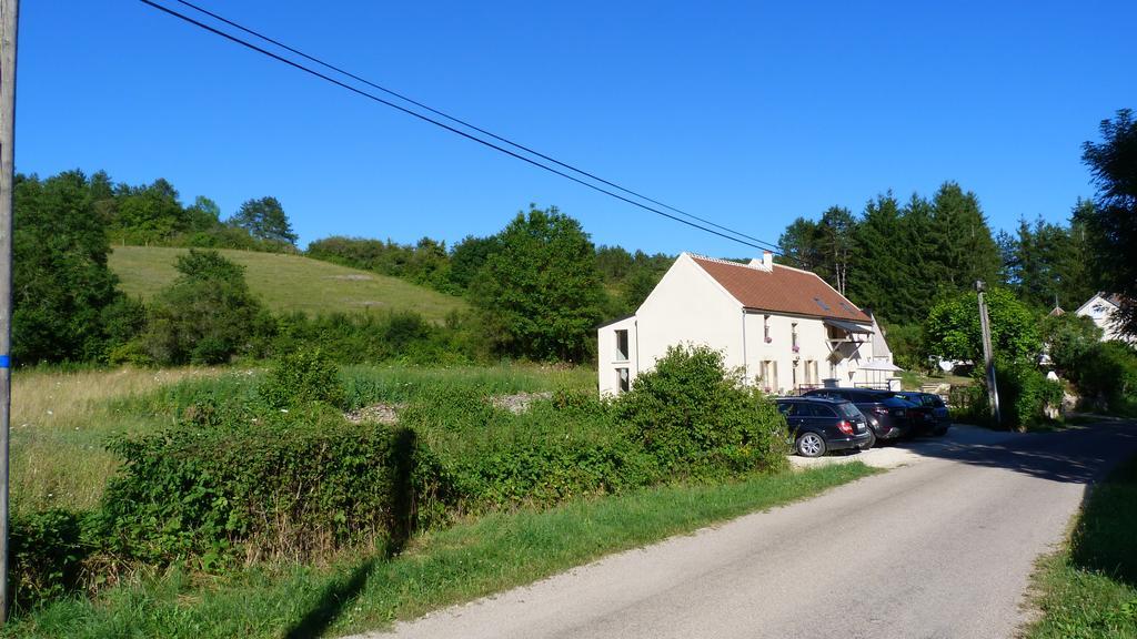 Bed and Breakfast Le Repos Coquelicot Montillot Zewnętrze zdjęcie