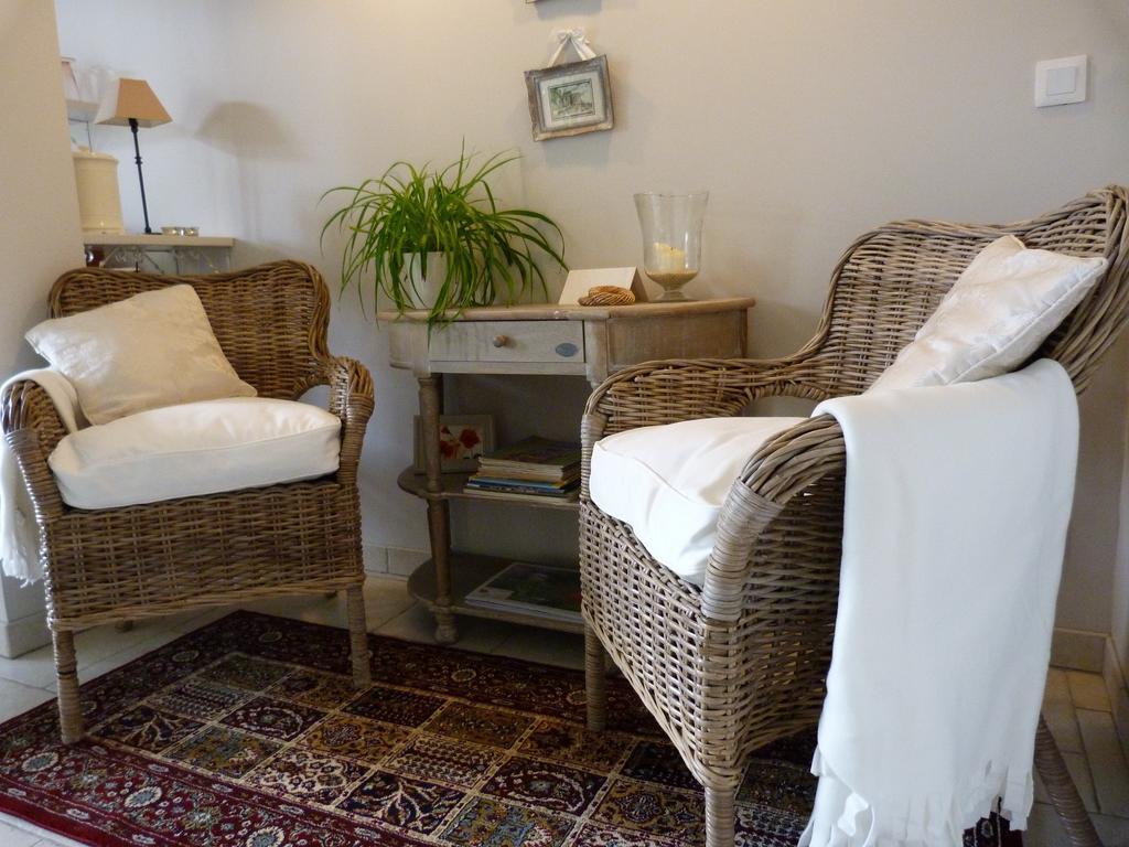 Bed and Breakfast Le Repos Coquelicot Montillot Zewnętrze zdjęcie